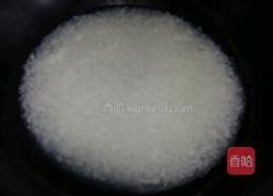 茶树菇青菜瘦肉粥的做法图解3