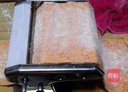 彩虹条纹面条的做法图解8