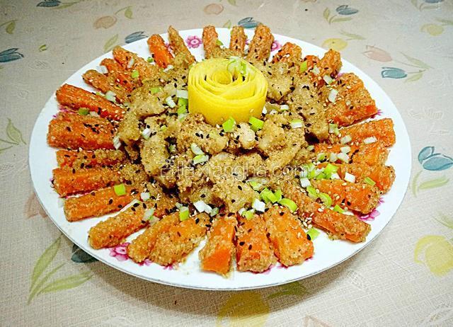 撒上黑白芝麻和葱花装饰一下即可享用啦