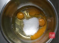 脆皮芝麻老式蛋糕的做法图解3