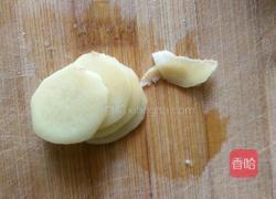 鲫鱼豆腐汤的做法图解2