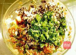 香菇青菜大肉饺子的做法图解10