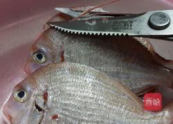 香煎红腊鱼的做法图解2