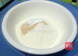 小笼包子的做法图解1
