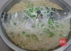 鲫鱼萝卜汤的做法图解12