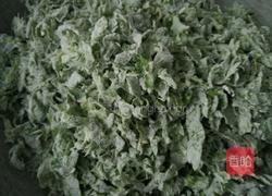 蒸芹菜叶的做法图解3