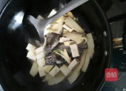 鲫鱼豆腐的做法图解5