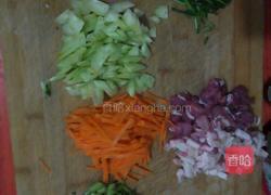 炒干米粉的做法图解1