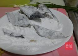 糖醋带鱼的做法图解3