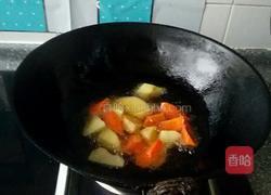 青椒烧鸡腿的做法图解3