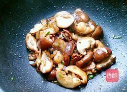 香菇炖豆腐的做法图解7