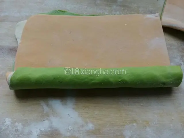 亲们看好了，三种面卷起来。