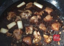 黄豆焖猪蹄的做法图解6