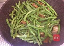 五花肉烧芸豆的做法图解3
