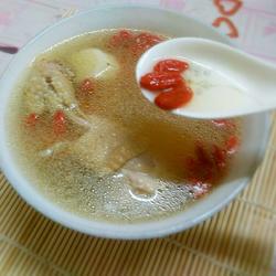老火靓汤—山药枸杞鸡汤的做法[图]