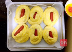 小麦胚芽热狗面包的做法图解9