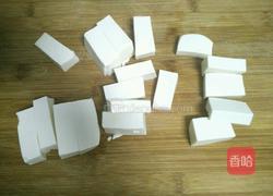 木耳烧豆腐的做法图解2