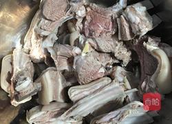 萝卜烧羊肉的做法图解1