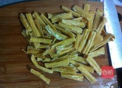 葱香腐竹的做法图解2