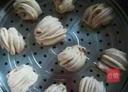 葡萄玫瑰花卷的做法图解3