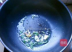 包菜炒番茄的做法图解3