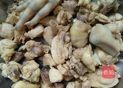 尖椒鸡的做法图解1