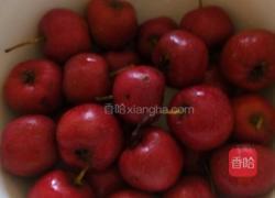 宝宝开胃山楂汤的做法图解1