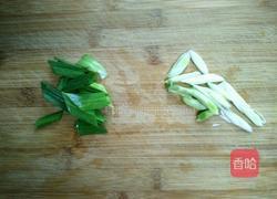 木耳炒平菇的做法图解2