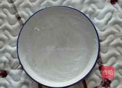 花生芝麻炒粉丝的做法图解2
