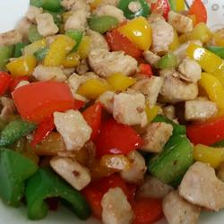 彩椒炒鸡丁的做法[图]