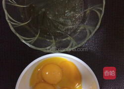 抹茶戚风蛋糕的做法图解2