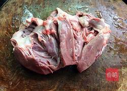 酒炖猪心的做法图解2