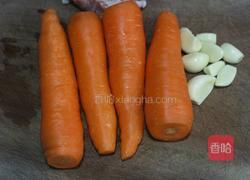 肉末胡萝卜丝的做法图解1