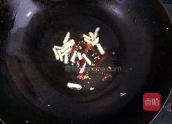 香肠炒菜花的做法图解2