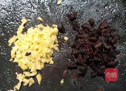 姜葱榄角炒蛋饭的做法图解3