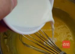 红曲肉松蛋糕的做法图解4