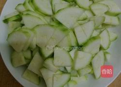 清炒西葫芦的做法图解1