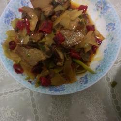 腊肉炒棒菜的做法[图]