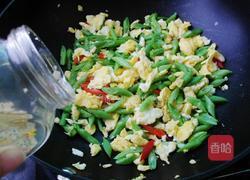 四季豆炒鸡蛋的做法图解7