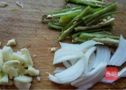 素炒腐竹的做法图解2