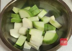 青萝卜炖牛腩的做法图解1