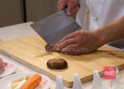 香菇冬瓜炒鸡片的做法图解2