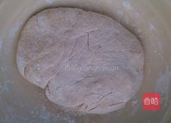 蕉薯金线虫面包的做法图解2