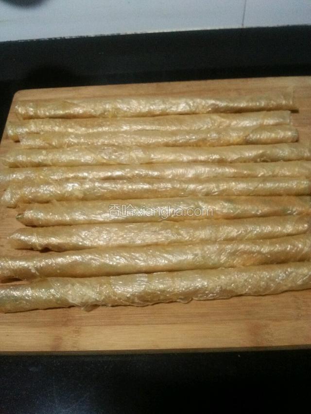 把所有材料都做成条状备用。