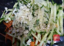 胡萝卜黄瓜丝的做法图解8