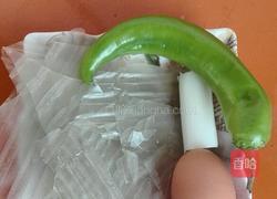 尖椒鸡蛋炒粉皮的做法图解1