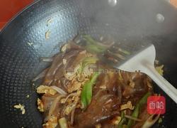 尖椒鸡蛋炒粉皮的做法图解10
