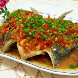 剁椒鱼头的做法[图]
