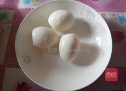 红枣桂圆鸡蛋汤的做法图解3