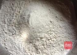 香蕉馅饼的做法图解1